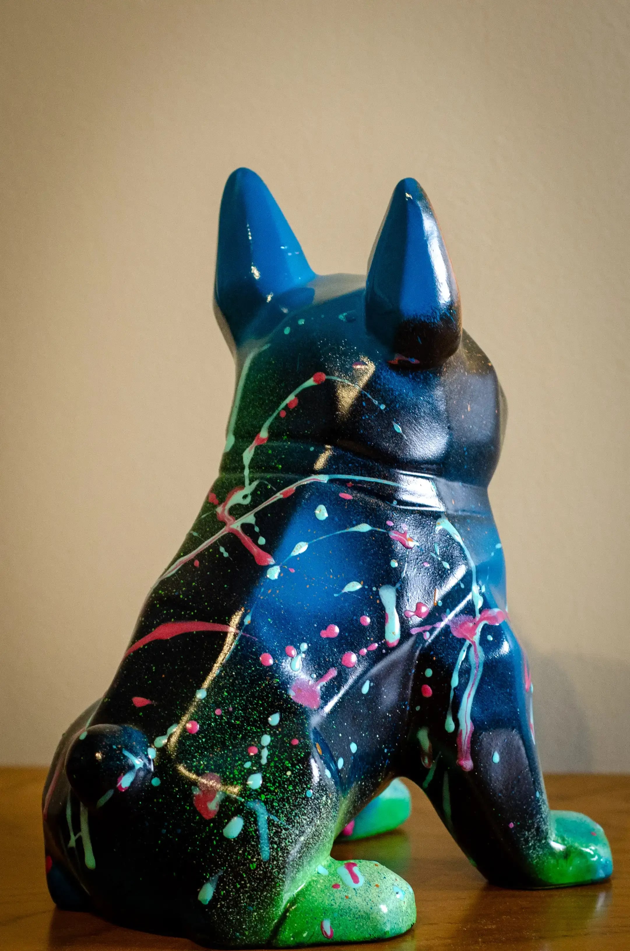 Chien en céramique "Cosmo-bulldog" 1