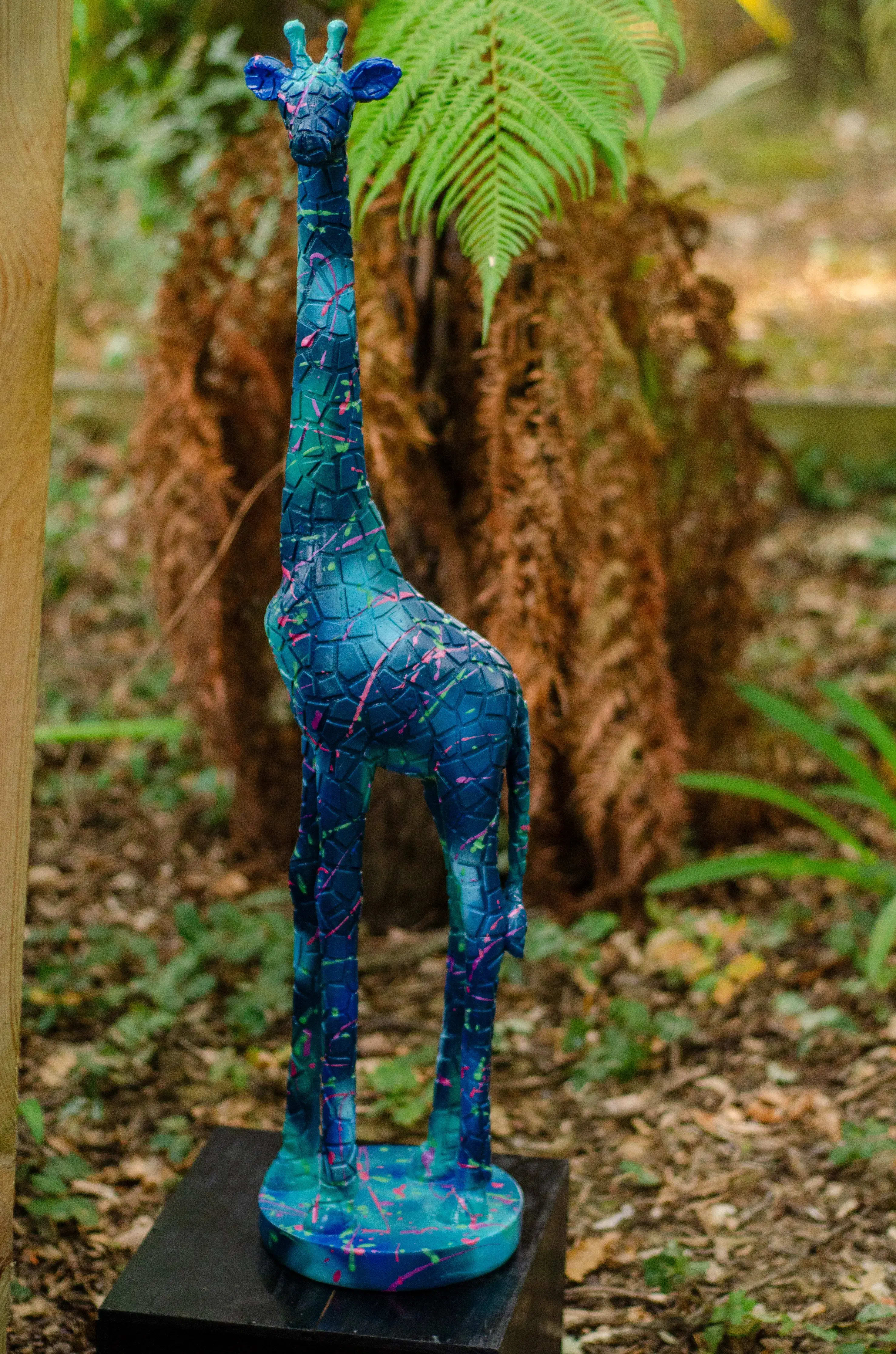 Girafe bleu 1
