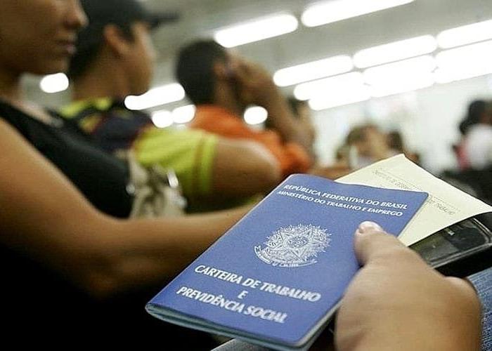 FGTS completa 60 anos com recorde de saques e R$ 79 bilhões em calote