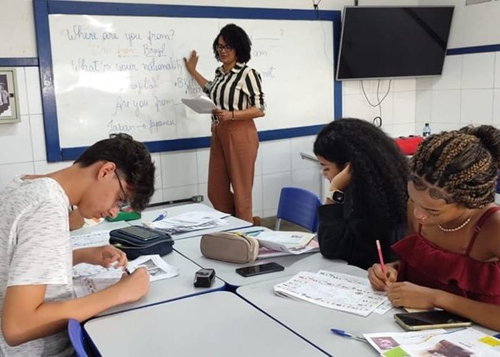 Projeto da UnB promove letramento sobre saúde menstrual em escolas públicas do Distrito Federal