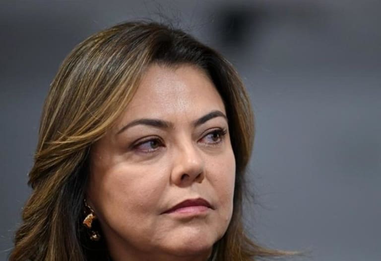Leila do Vôlei assume relatoria de MP sobre taxa das blusinhas