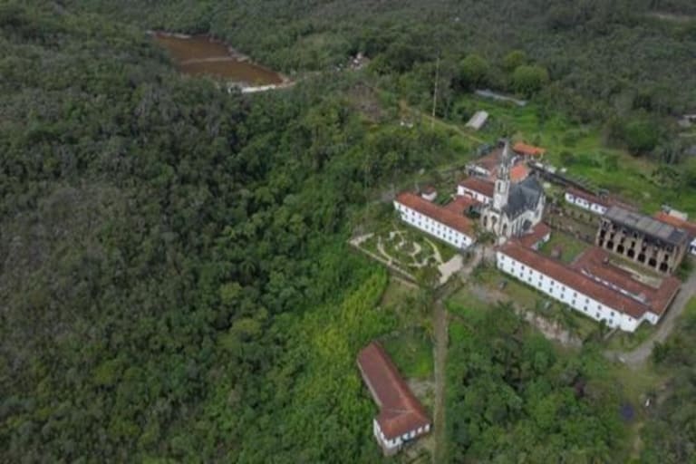 Santuário do Caraça guarda a segunda usina hidrelétrica de Minas Gerais