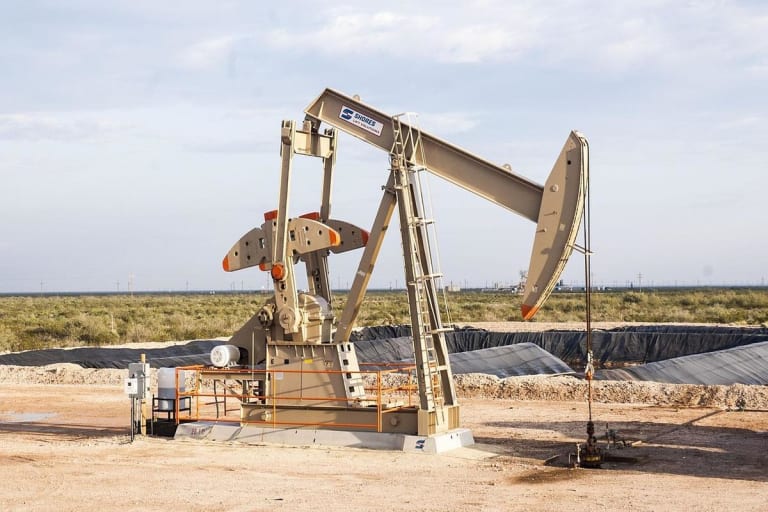 Venezuela aprova parceria EUA para 17 campos petrolíferos, prometendo crescimento econômico