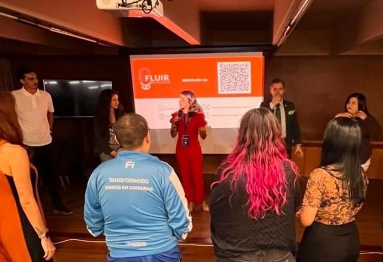 Clube de Oratória estreia em Brasília para aprimorar fala em público