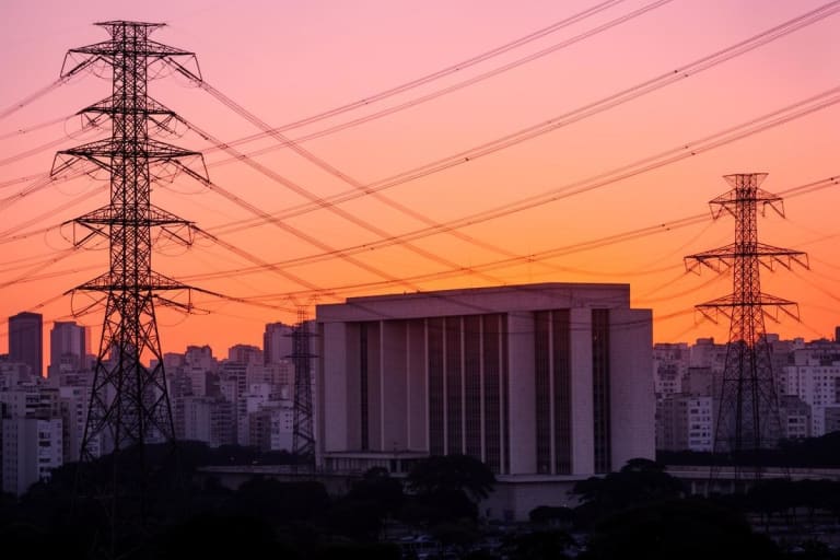 Enel invoca tratado Brasil-Itália para contestar possível caducidade de concessão em São Paulo