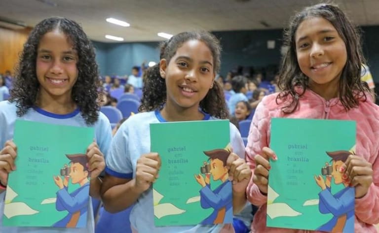 Festa do Livro da UnB reúne grandes editoras com descontos de pelo menos 30 por cento