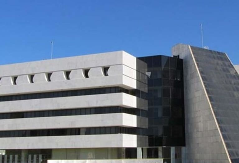 Justiça Eleitoral suspende propaganda de Celina Leão por irregularidade no tempo de apoiadores