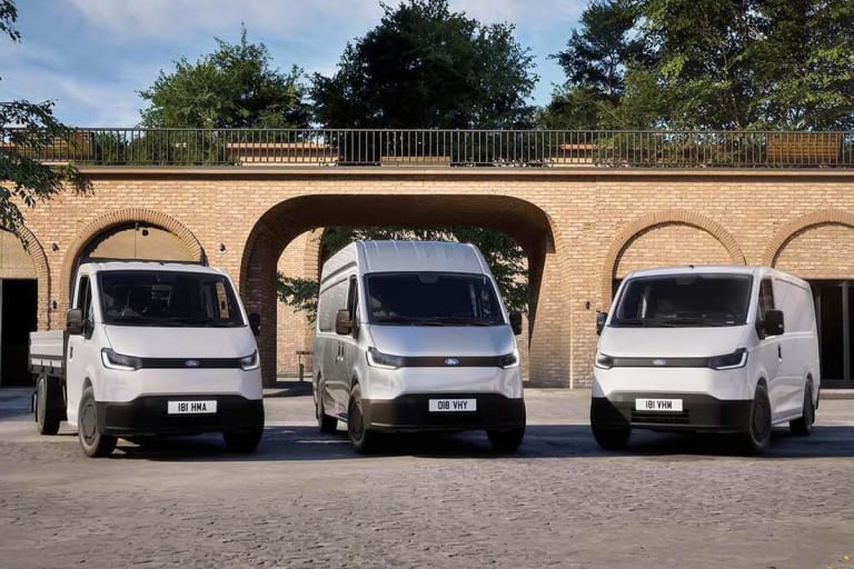 Ford revela as três versões da Transit City elétrica para o Brasil