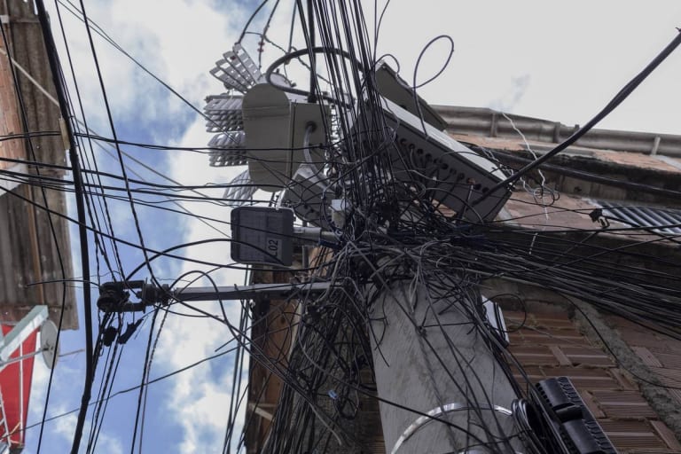Jerson Kelman alerta para caos dos fios e necessidade de ordenamento urbano