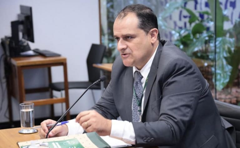 Cláudio Araujo destaca desafio de tornar o Legislativo mais acessível ao cidadão