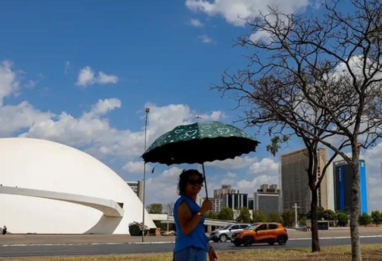 Distrito Federal em alerta para chuvas fortes e ventos intensos