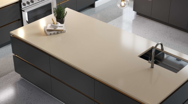 https://res.cloudinary.com/mtve7t6t8y/image/upload/c_fill,h_334,w_600/f_auto/20-WREN_USA-AERIAL-WORKTOPS_QUARTZ__F01__HAZELWOOD_JPG?_a=AAFIKAI