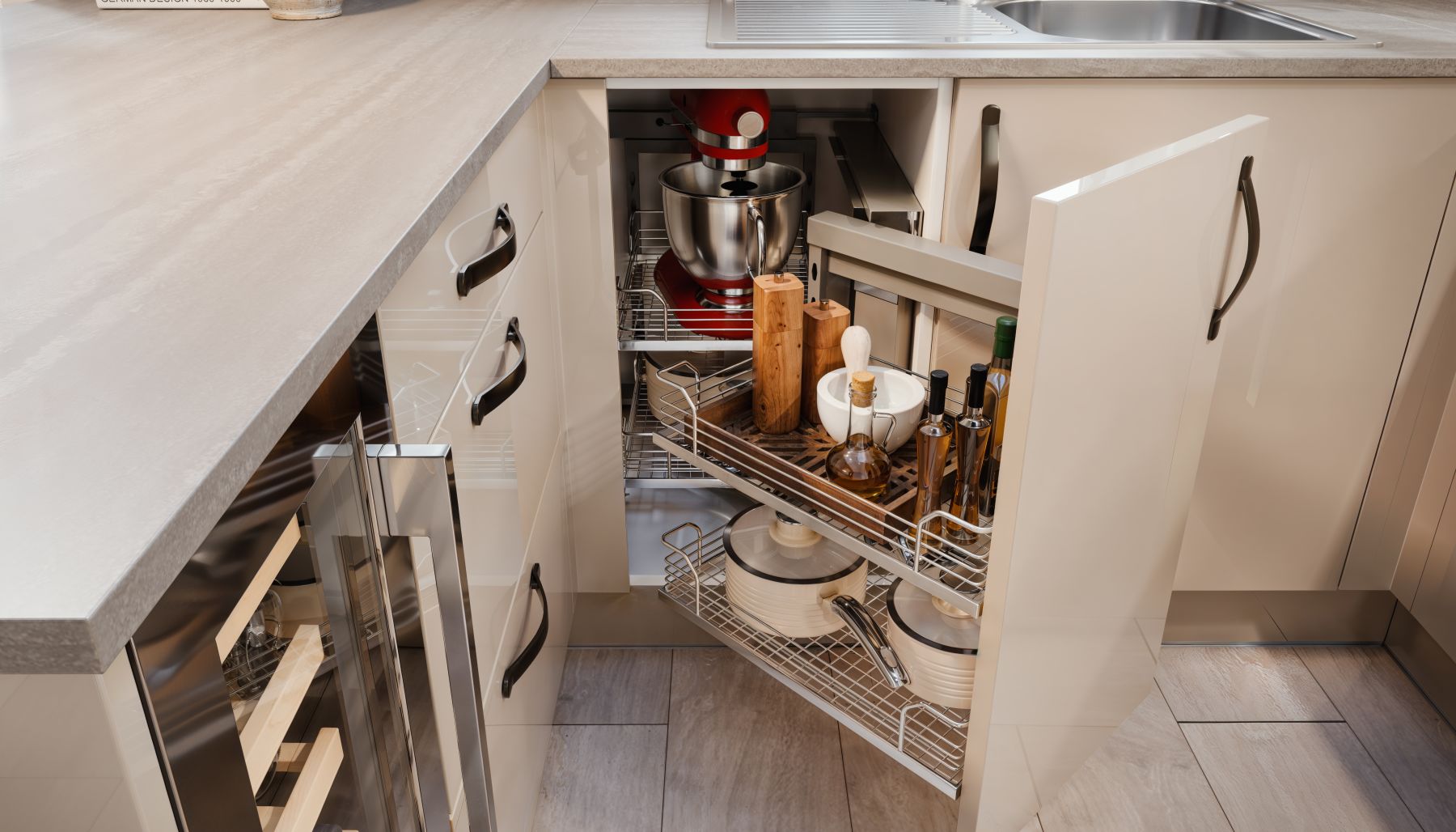 Autograph Kitchen in Cashmere Gloss | Wren