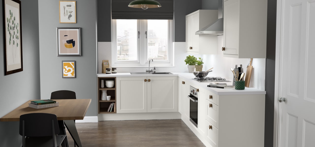 Shaker Classic Kitchen in Fossil Grey Matt kitchen