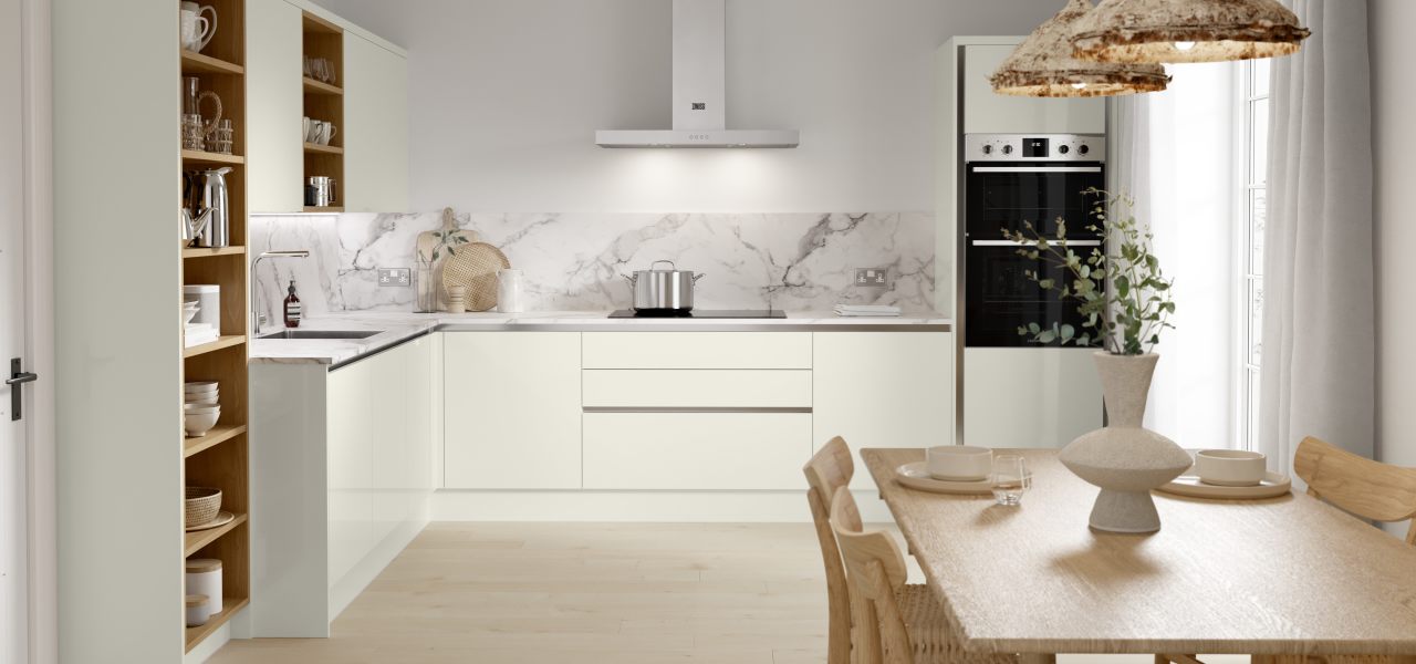 Linea Kitchen in Cream Gloss kitchen
