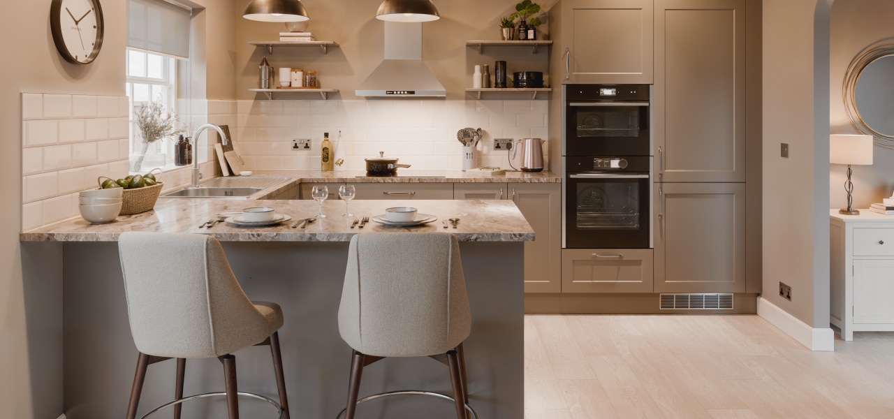 Shaker Chelsea Kitchen in Lava Grey Matt kitchen