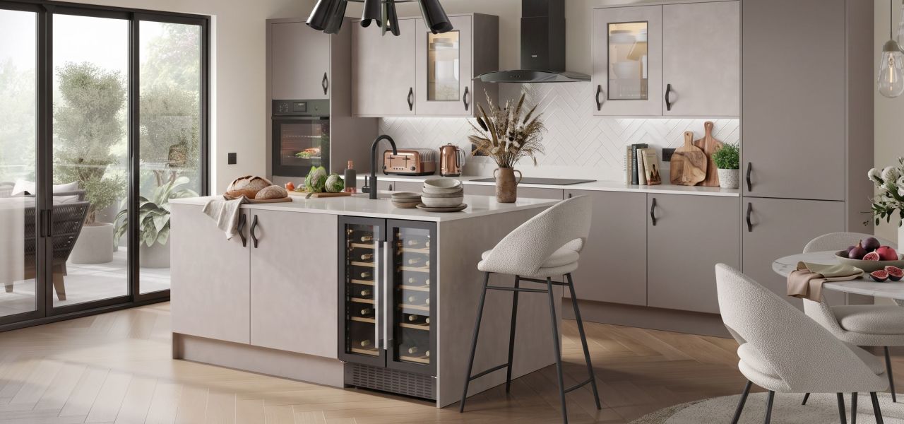 Contour Ermine Kitchen in Mushroom Matt kitchen