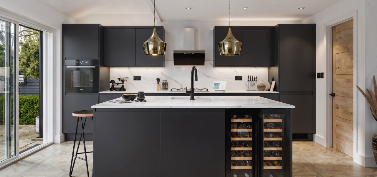 J Pull Kitchen in Pencil Grey matt kitchen