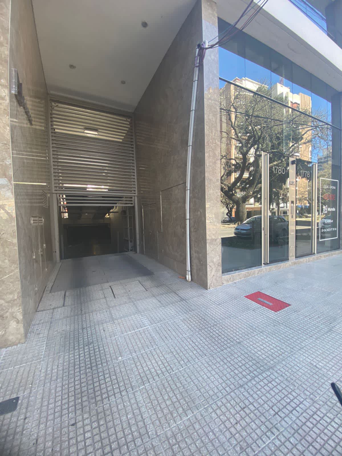 Cochera en Compra/Venta