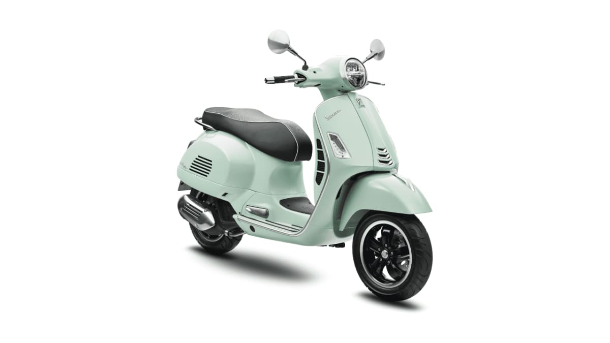 Vespa GTS 150 Makin Keren Dengan Teknologi Modern Bergaya Retro - MUF Online Autoshow