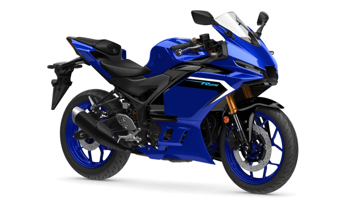 Lebih Bertenaga dan Canggih! Yamaha R25 2025 Siap Dominasi Kelas 250cc