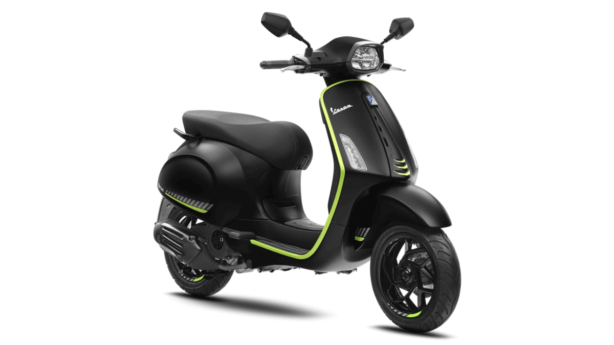 Vespa Sprint Tech 150, Skuter Matic Buat Tech-savvy Riders