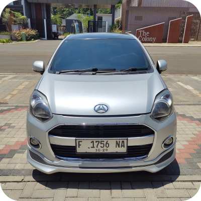Daihatsu Ayla 1.0 X MT