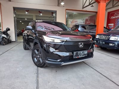 HONDA HR-V E NEW 1.5 AT 2022 HITAM