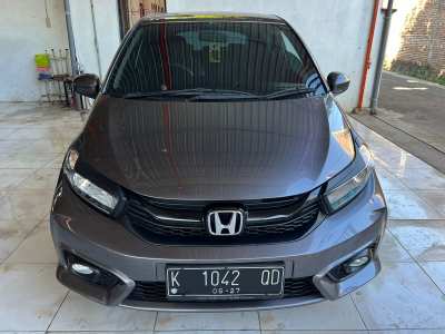 HONDA New BRiO E matic NYARIS SEPERTI BARU