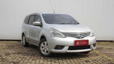NISSAN GRAND LIVINA XV 1.5 MT