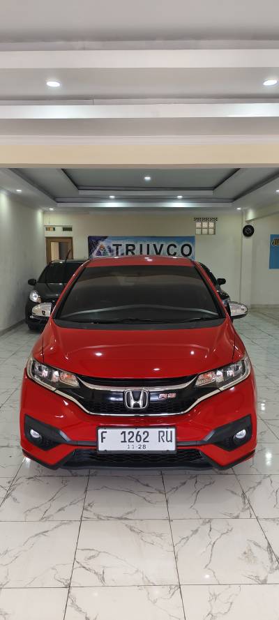 HONDA JAZZ GK5 1.5 RS CVT (CKD)