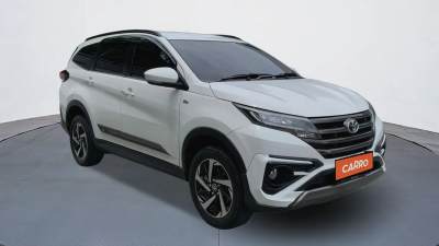 TOYOTA RUSH GR SPORT AT PUTIH