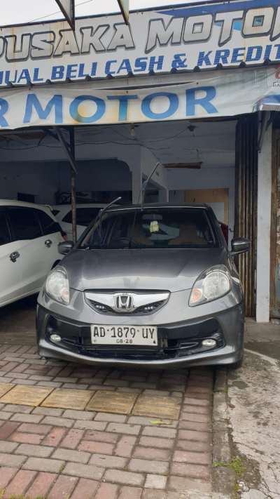 HONDA BRIO MT
