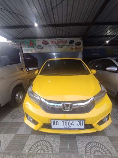 Honda Brio E AT