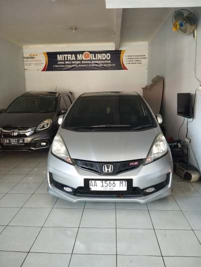 Honda Jazz Rs AT