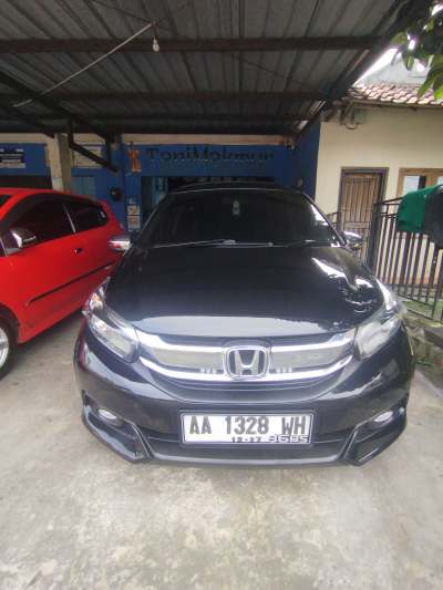 Honda Mobilio 1.5 E MT