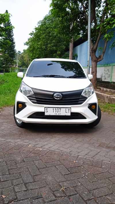 Daihatsu Sigra 1.0 D MT