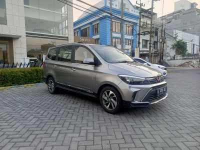 Wuling Confero 1.5 L Lux+ MT