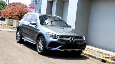 Mercedes Benz Mercy GLC 200 AMG Line Automatic
