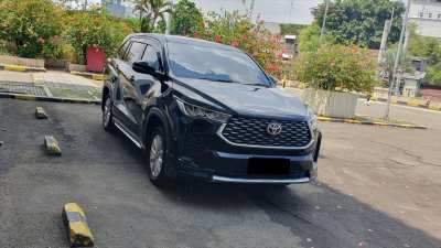 Toyota Innova Zenix 2.0 V Automatic