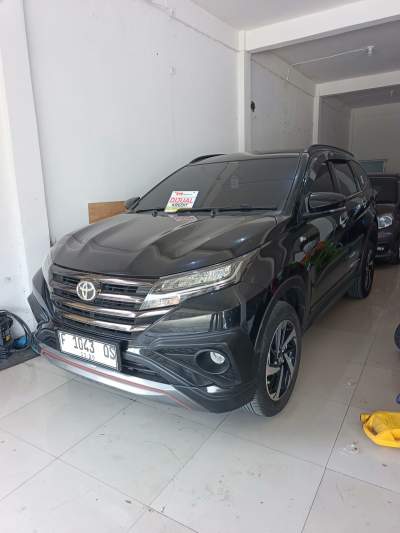 Toyota Rush 1.5 MT