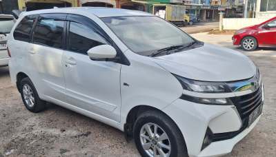 Toyota Avanza 1.3 G AT