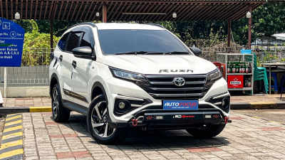 Toyota Rush 1.5 GR Sport Automatic