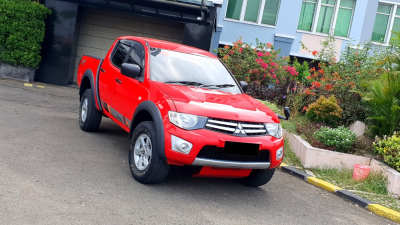 Mitsubishi Triton Strada 2.8 GLX Automatic