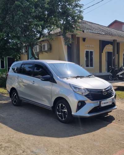 Daihatsu Sigra 1.2 R Manual
