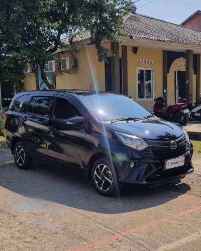 Daihatsu Sigra 1.2 R Manual
