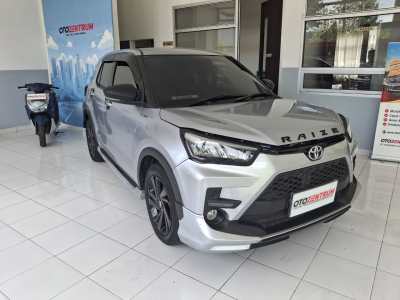 Toyota Raize 1.0 GR Turbo AT