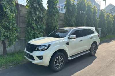 Nissan Terra 2.5 VL Automatic