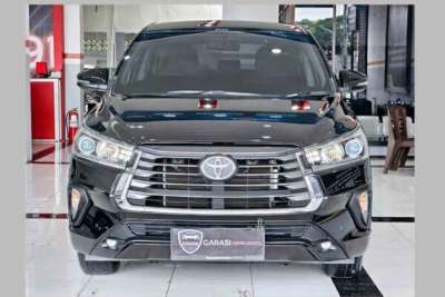 Toyota Kijang Innova Reborn 2.0 V Automatic