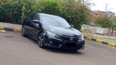 Honda Civic 1.5 E Turbo Automatic